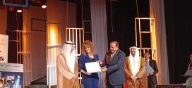 الكاتبة السورية سراب غانم مكرمة في جائزة الشارقة للإبداع العربي في القاهرة