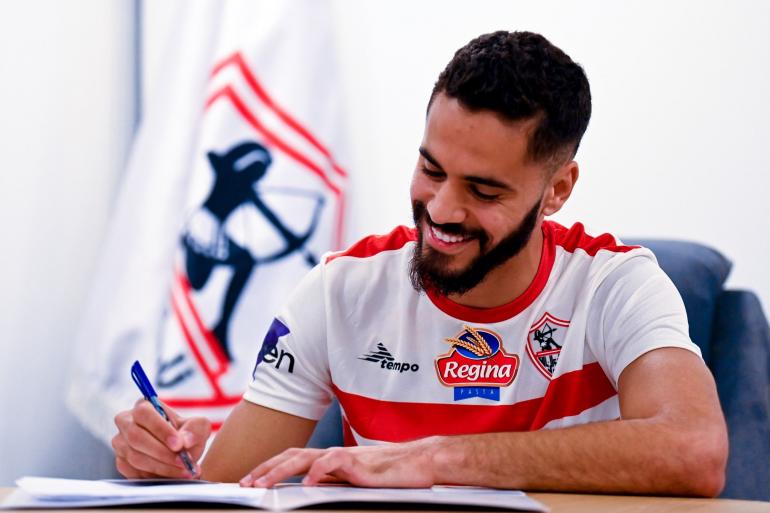 الزمالك يحسم الجدل حول تجنيس بنتايك.. هل يرتدي المدافع المغربي قميص منتخب مصر؟