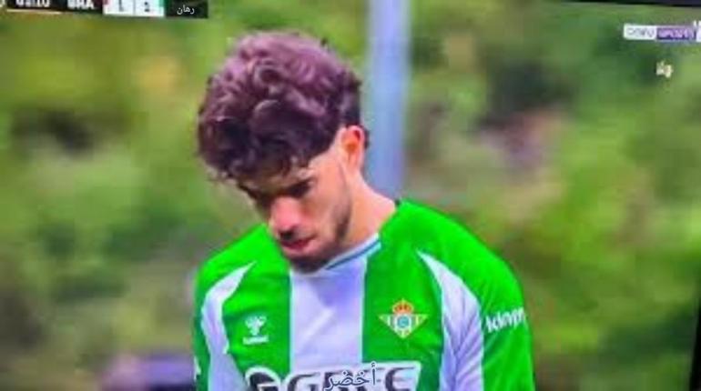 
                                    ركلة جزاء تُفجّر الخلاف… الزلزولي وكوتشو في مواجهة داخل بيتيس