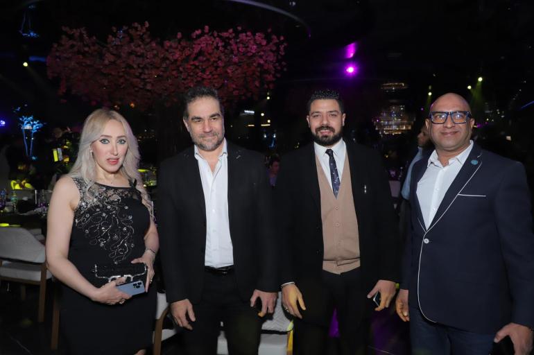 
                                    من لبنان إلى مصر… 