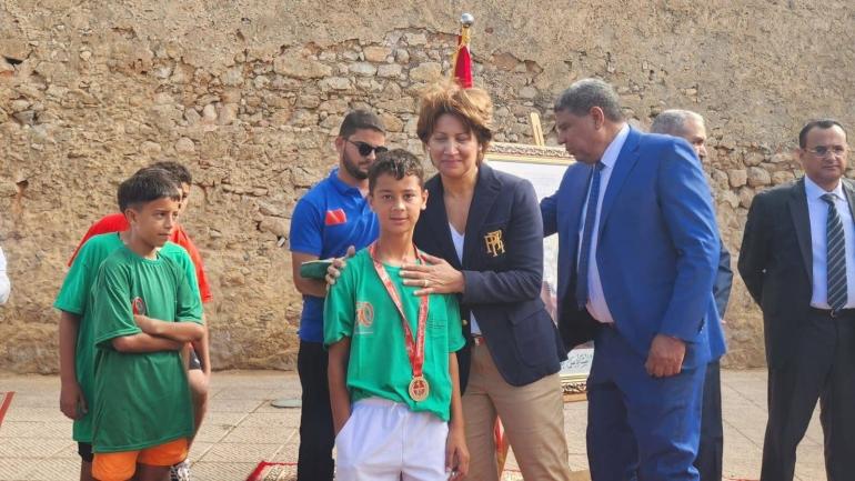 تنظيم سباق التناوب احتفاءً بالذكرى الخمسين للمسيرة الخضراء
