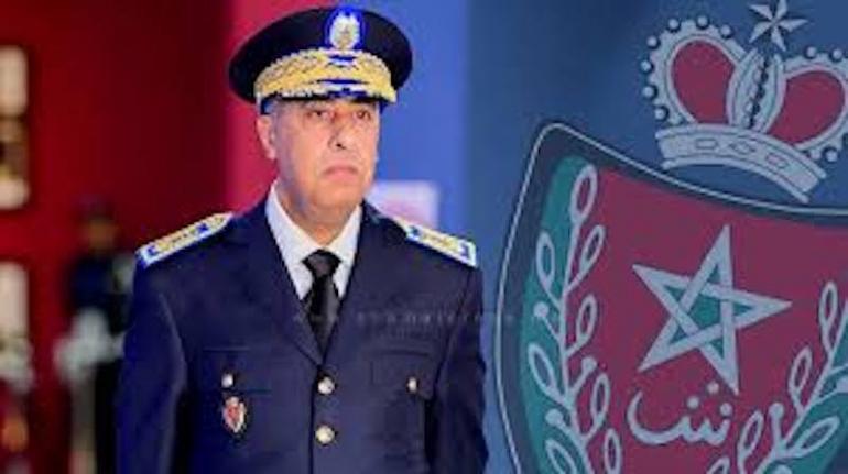 
                                    عبد اللطيف حموشي يمنح ترقيات استثنائية لشهداء حادث سيدي إفني ويوجه بتوظيف أرملتين في الأمن الوطني