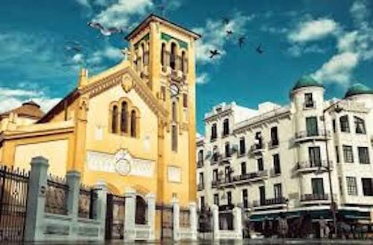 
                                    محكمة الاستئناف بالرباط تحكم بسجن إطار بنكي ثلاث سنوات بعد اختلاس 230 مليون سنتيم