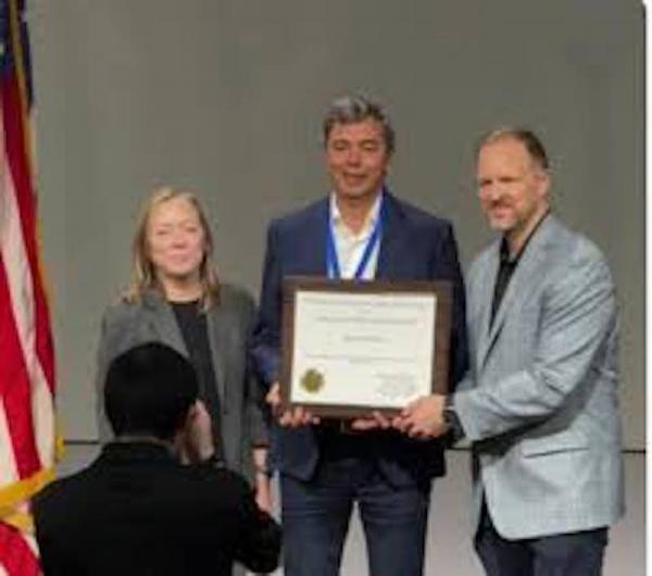 
                                    ناسا تمنح ميدالية القيادة للعالم المغربي كمال الودغيري